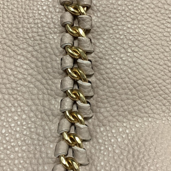 Badgley Mischka Decorative Chain Tote - Picture 3 of 12